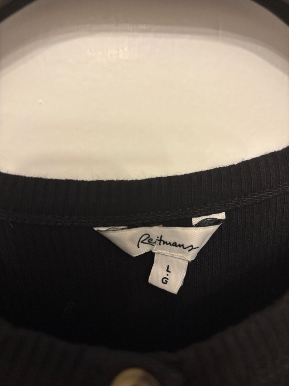 Reitmans Black Ribbed Button-Front Tank - Picture 2 of 4